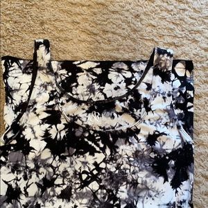 Black and white tank top